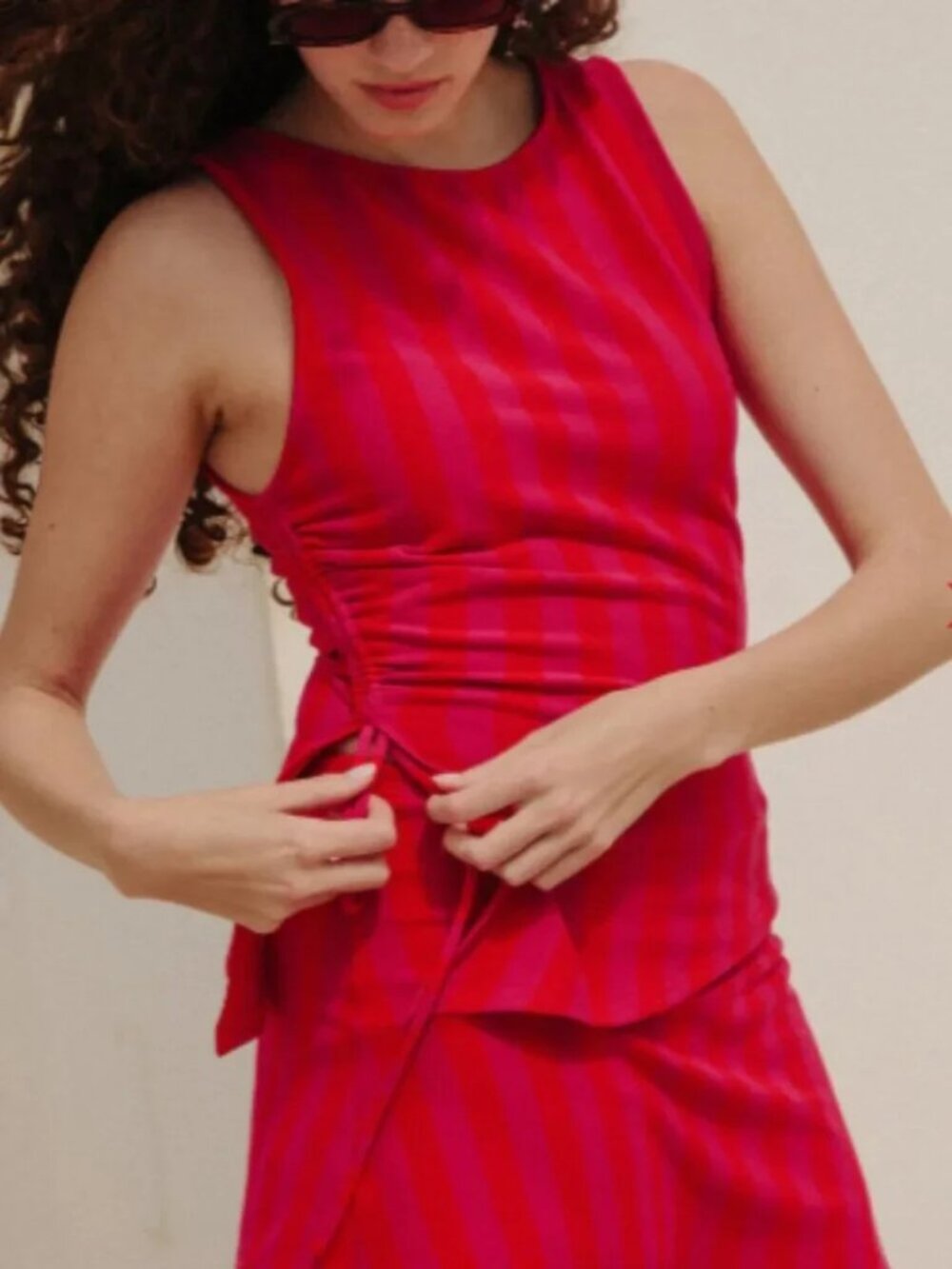 Lisa Says Gah Erin Side Ruched Tank in Raspberry Stripe NWT Size Small